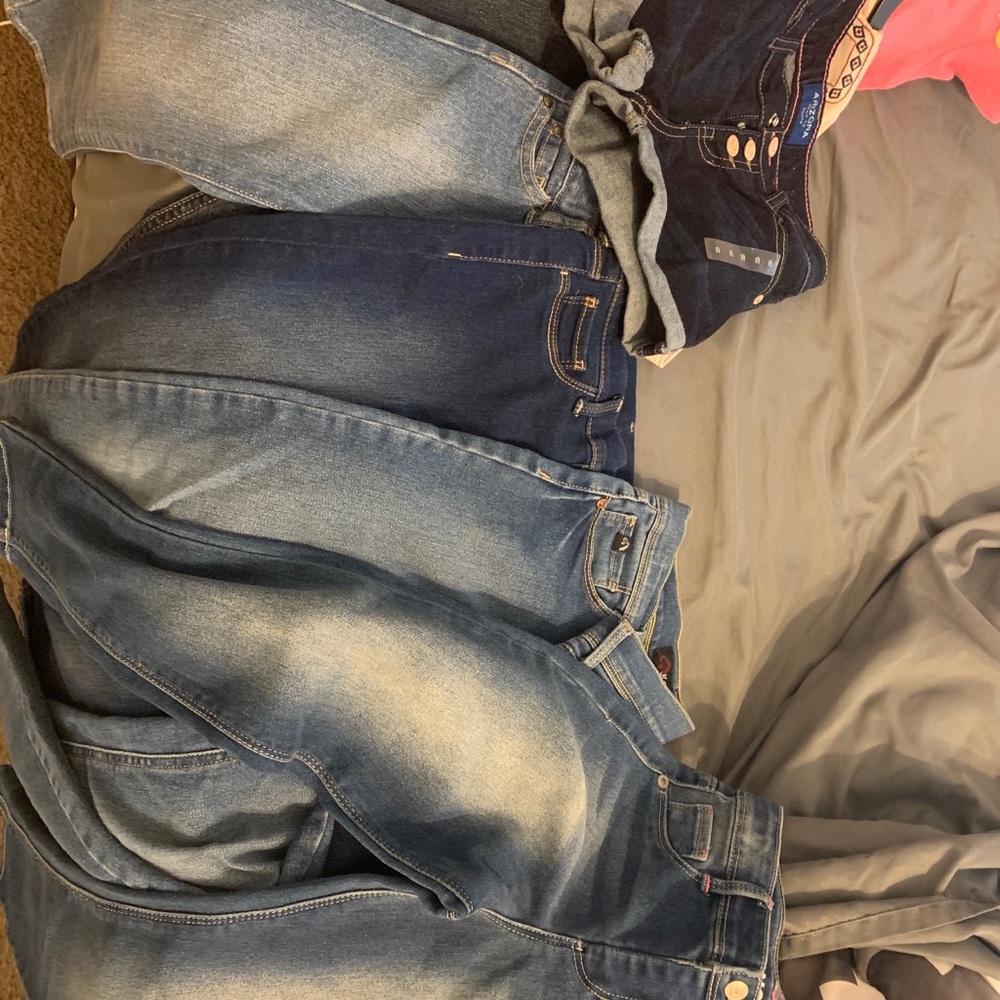Girls size 5-7 jeans and tops